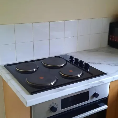 Lovely 2 Bed Garden Level Lejlighed Blackrock (Dublin)