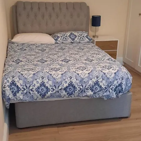 Lejlighed Lovely 2 Bed Garden Level